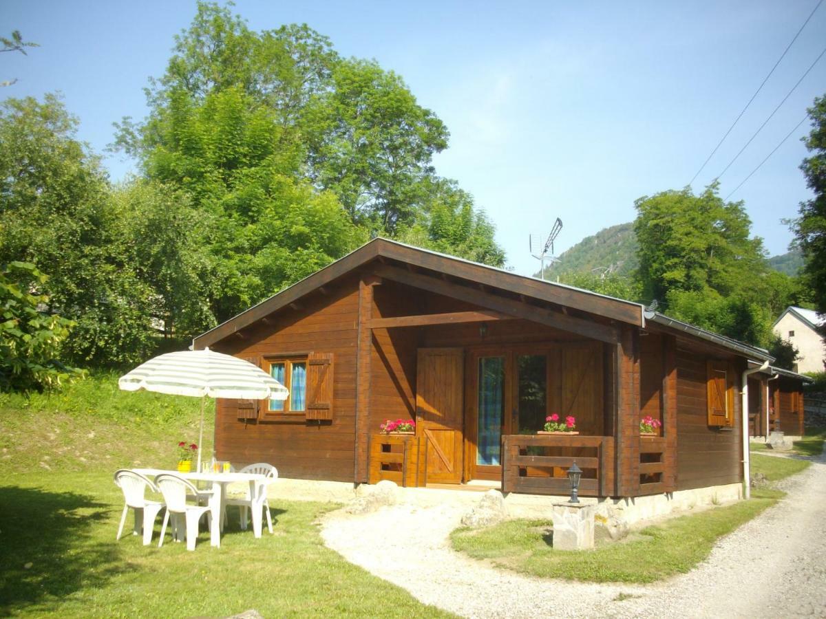 Les Chalets De Montorgueil Saurat Dış mekan fotoğraf
