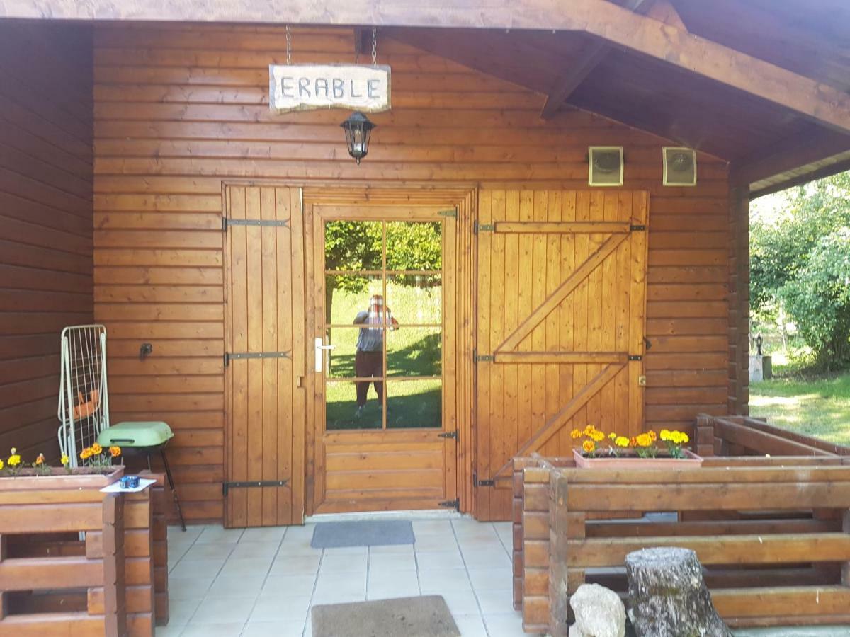 Les Chalets De Montorgueil Saurat Dış mekan fotoğraf