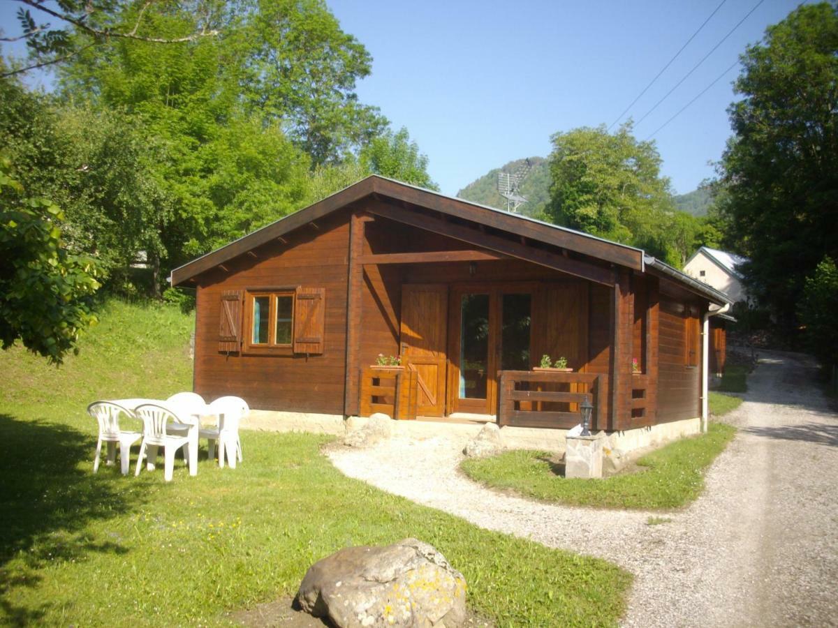 Les Chalets De Montorgueil Saurat Dış mekan fotoğraf